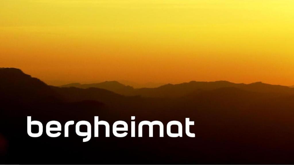 Bed And Breakfast - Die Aelplersuit Fuer Backpackers Im Berghuesli Linthal מראה חיצוני תמונה